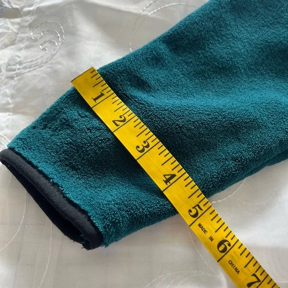 DanSkins Now Dark Teal Long Sleeve Front Zip Light Weight Jacket. - Picture 10 of 12